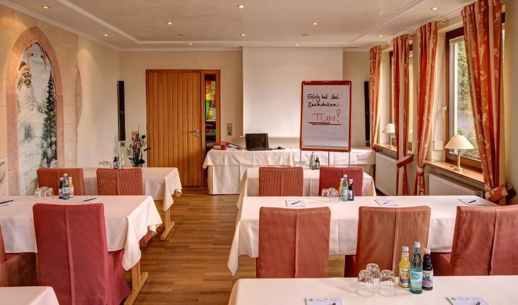 Hotel Schmitt Garni Monchberg  Bagian luar foto